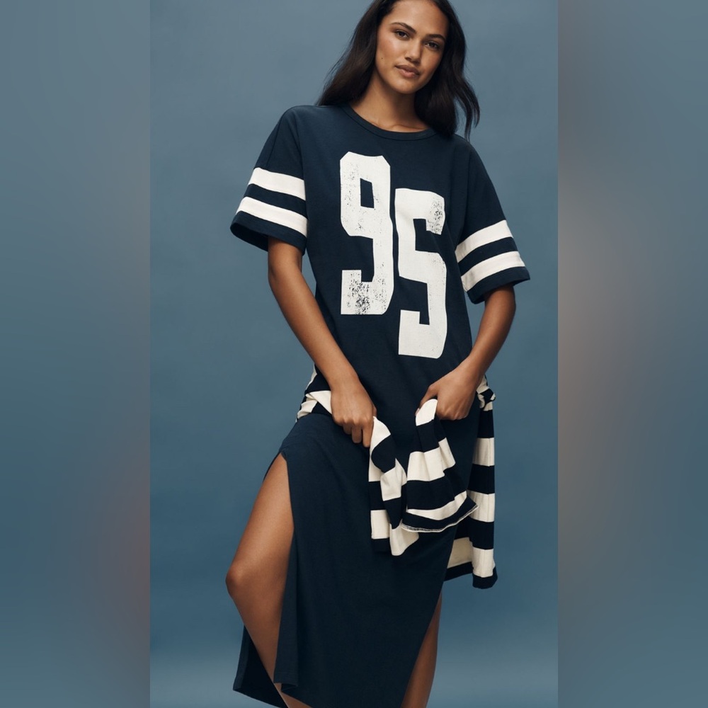 NWT Daily Practice Graphic T Shirt Midi Dress